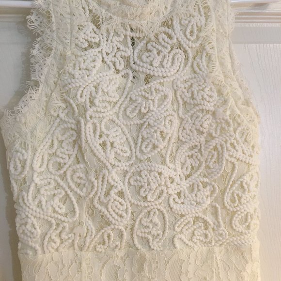 Hudson's Bay lace mini dress - Picture 5 of 5